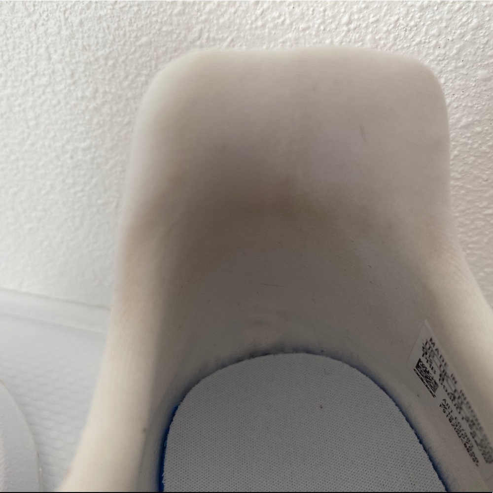 ADIDAS Women’s Swift Run Casual Sneaker - Picture 8 of 9